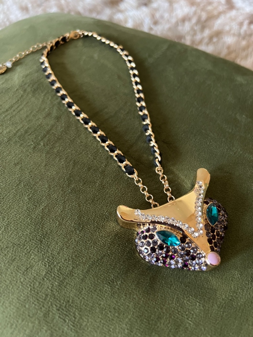 Betsey Johnson Gold Fox Pendant Necklace - Picture 4 of 10